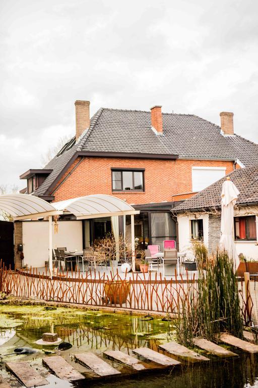 B&B 'T Solveldje Bilzen Exterior photo